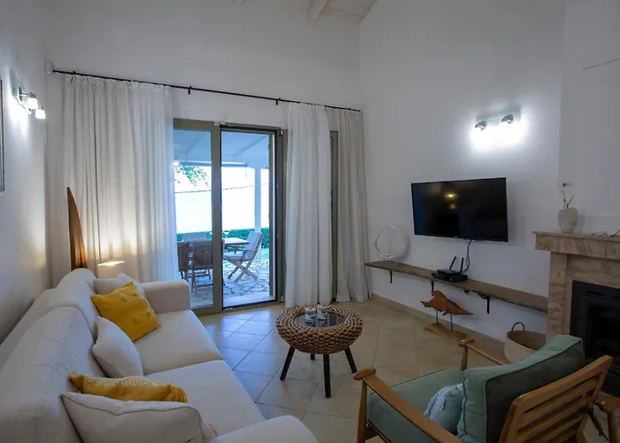 Villa Ionian Calm *